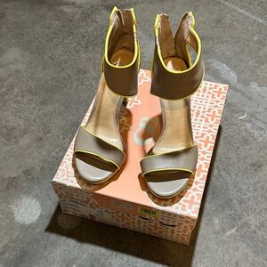 Gianni Bini Taupe Sandal Heels with Neon Yellow Trim